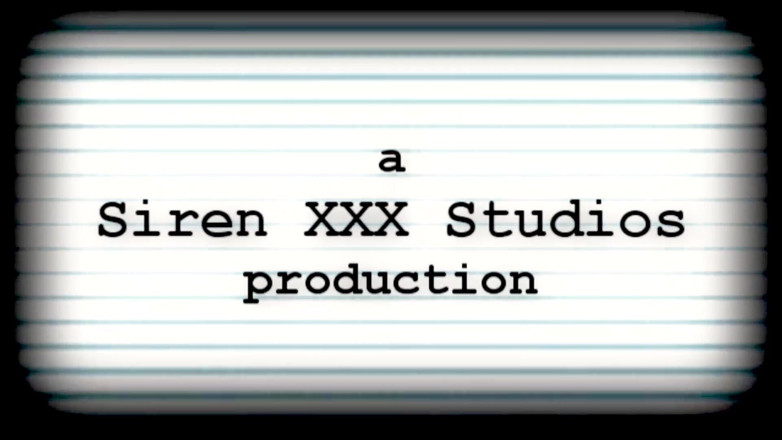 Siren XXX Studios: Monica la mazzaratie fiste Dee Siren