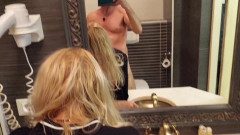 Selena701: Dojrzała Blondynka Żona Selena Lubi Seks Między