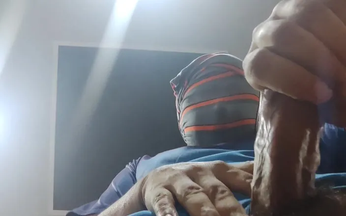 Dalorian 88: Handjob in the Room