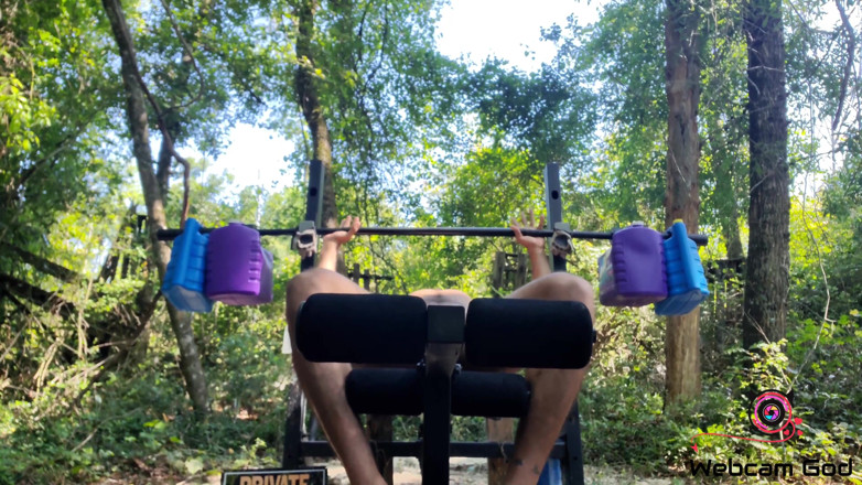 Arthur Eden aka Webcam God: Bench press &amp; dumbbells (4K)
