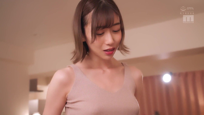 Smooth Time: 그녀의 팬티 샷을 유혹하는 좌절한 이웃 아내 G-string. 3부