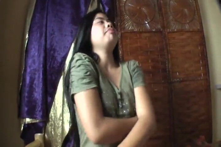 Asian Cuntz: Brunette oriental teen with nice boobs gets jizzed in mouth...