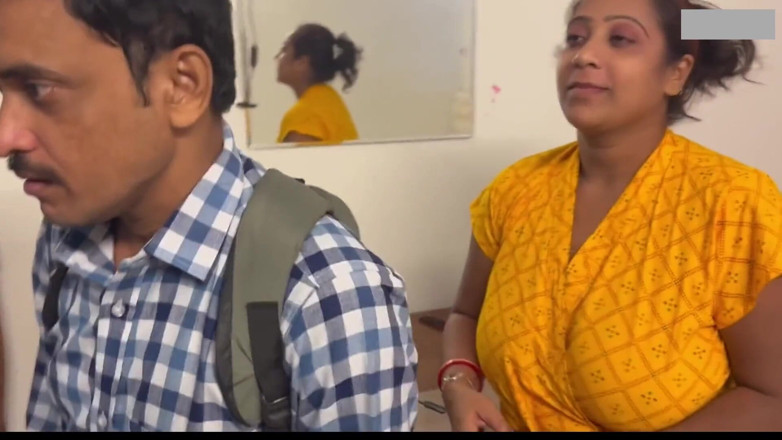 Indian porno creator: TV 엔지니어에게 따먹히는 미시 거유 발정난 인도 바비