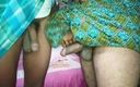 Assam sex king: देसी समलैंगिक घुष के साथ भारतीय बड़ा काला लंड असम सेक्स राजा जंगल में मास्टरबेट को चोदते हुए कुत्ते शैली में चुदाई करता है
