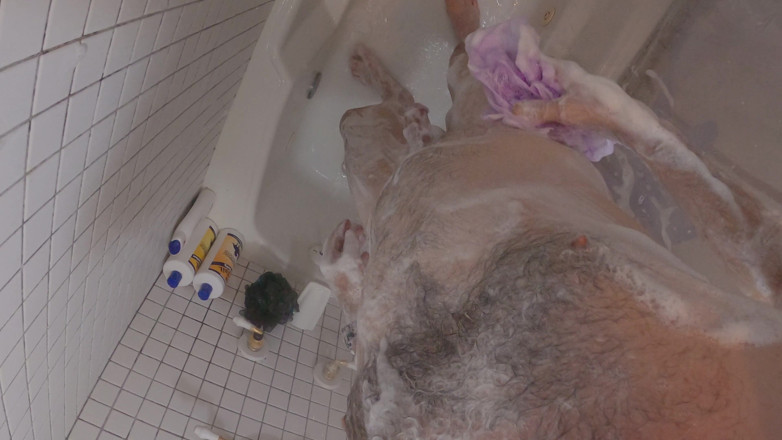Honey Ryder Prods: Showering and testing a new camera