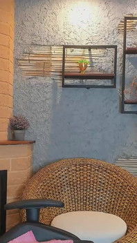 Ea are un corp perfect și sâni mici, și ea vrea întotdeauna să fie futut și au spermă în vagin.