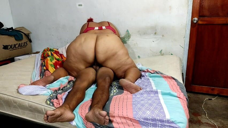 Gordita Culo Rico: Chubby Big Ass Gives Me a Blowjob and Rides on...