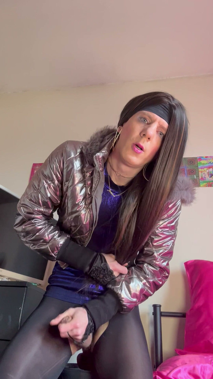 Jessica silk: Jess reitet dildo