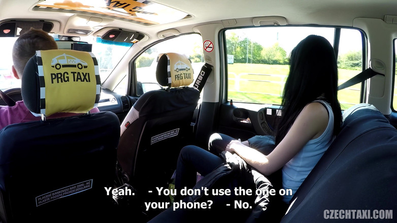 Czech Taxi: Stříkající anální nymfomanka