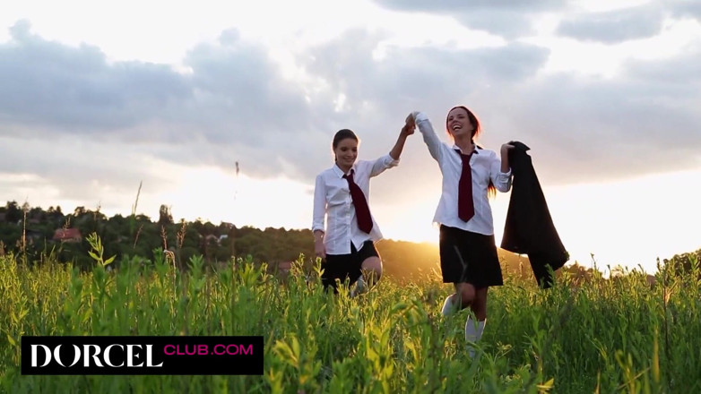 Dorcel Club: Dream trio with two gorgeous brunettes