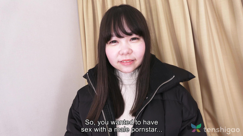 Tenshigao: 市川美和は私たちを悪魔の格好にして、大きな胸で遊ばせてくれます