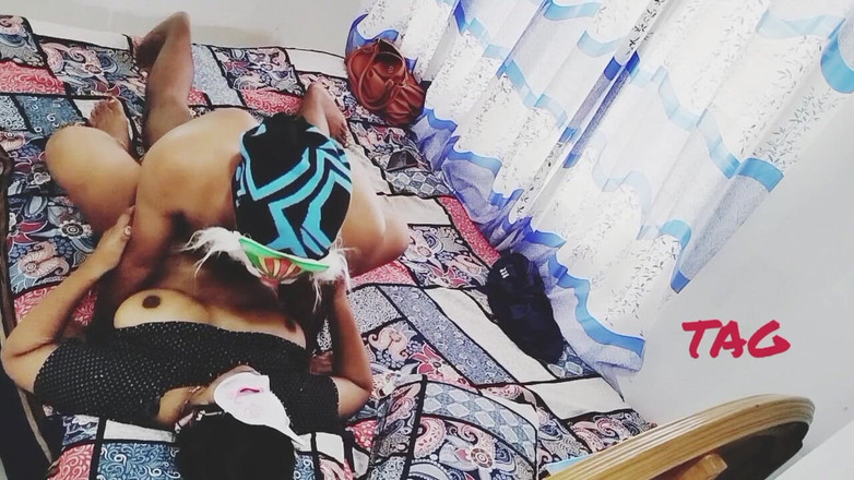 Teensex: Big Ass Girlfriend Agrees to Share Bed with Her Boyfriend