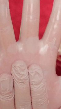 Asmr: guantes de nitrilo de vinilo (blogger Arya Grander en traje de Halloween de látex)