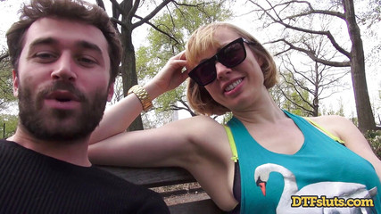 DTFSluts: Tetas grandes rubia puta de Nueva York