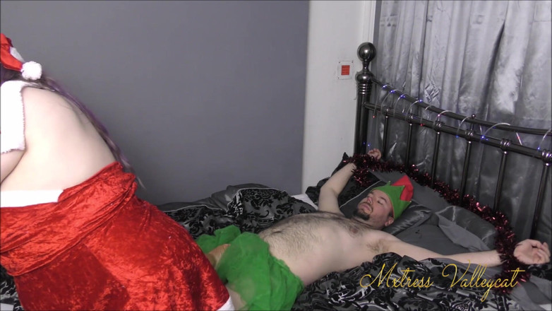 Mxtress Valleycat: Edging the elf