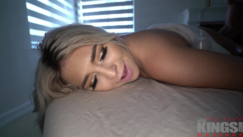 Filthy Kings: Big Booty Massage for Rharri