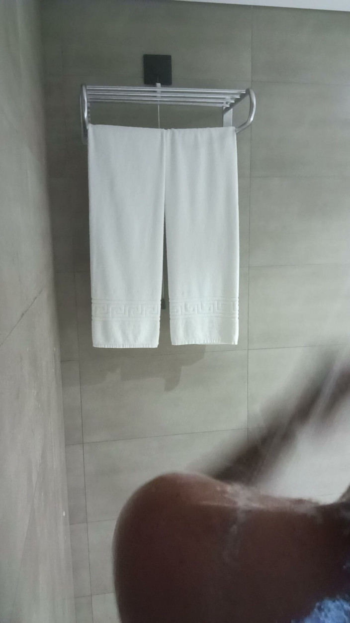 Boy top Amador: Tôi Đã Làm Video Này Sau Giờ Làm Việc