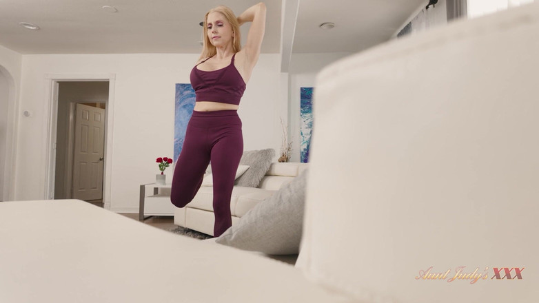 Aunt Judy's XXX: Tantejudysxxx - Deine Heiße MILF Stieftante Christie Stevens Erwischt Dich Beim...