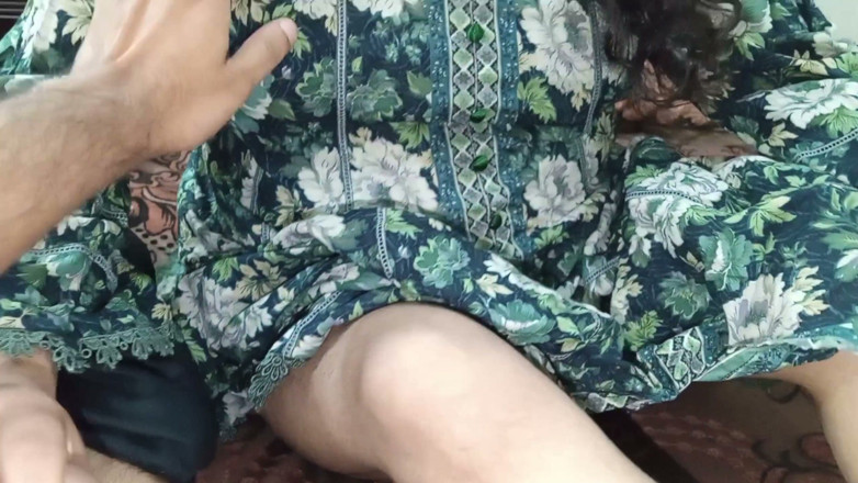 QueenbeautyQB: Dieser indische ehemann und seine ehefrau beweisen echte romantik, werden...