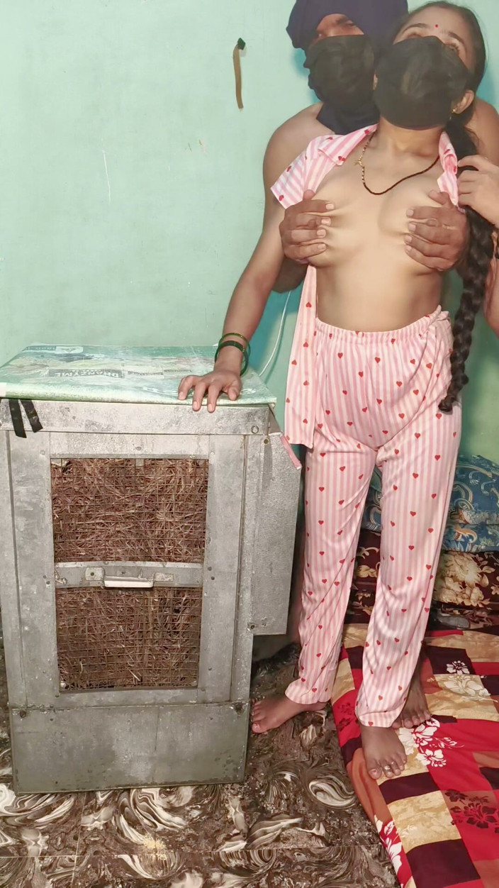 yongboy1: Awek cantik India pertama kali video seks gaya doggy tegar 