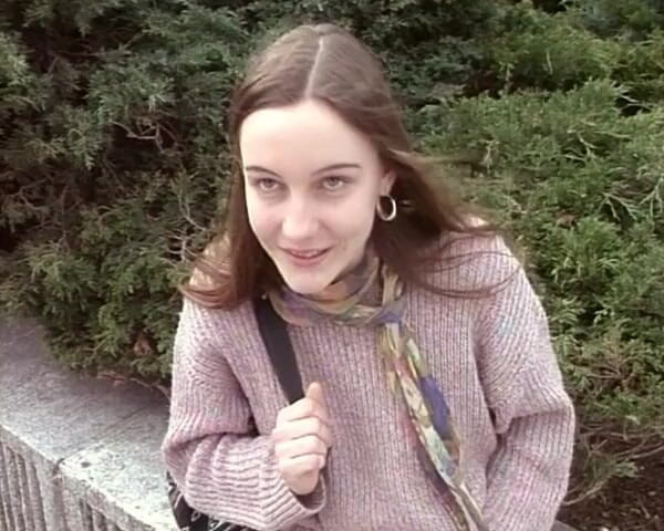 YOUR FIRST PORN: Ascelle, figa e calzini pelosi - Magdalena in Softclip
