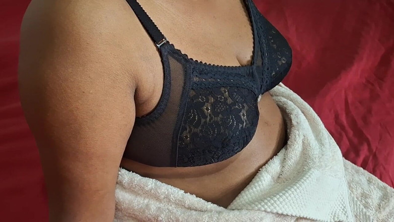 Teena New: Busty Asian MILF najgorętsze wideo