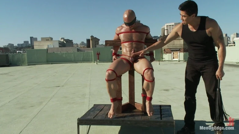 Men on Edge: John Magnum - культурист