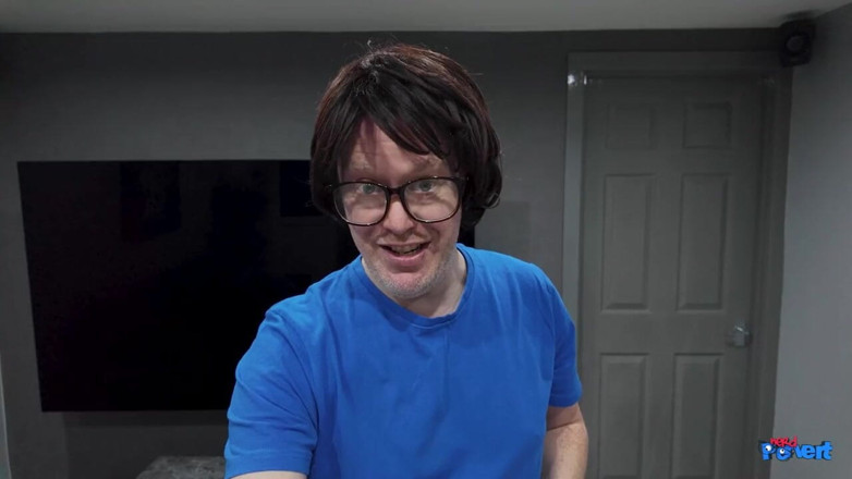 Nerd Pervert: Lola eastking dan tilly jackson nyepong dan ngentot dua kontol