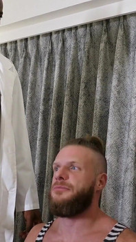 Bifuck에게 따먹히는 브라이언