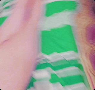 Kitty_Cross: Hands-free Cumshot Runway Ready: Krok ve stylu