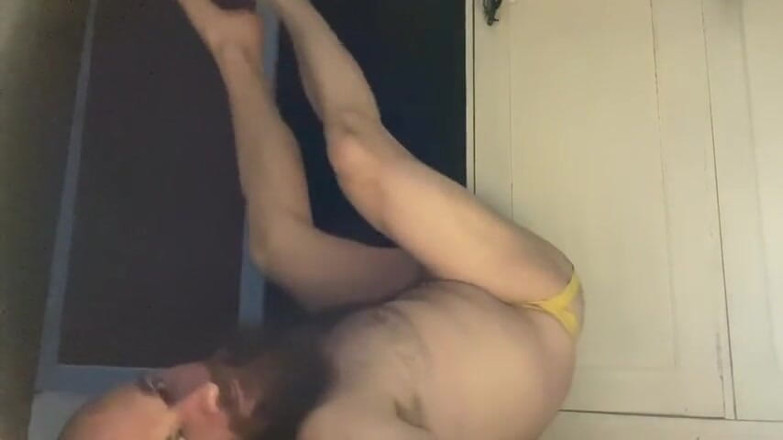 Mike Hun's Porn Shack: Pengasingan lockdown wanking bahagian 2