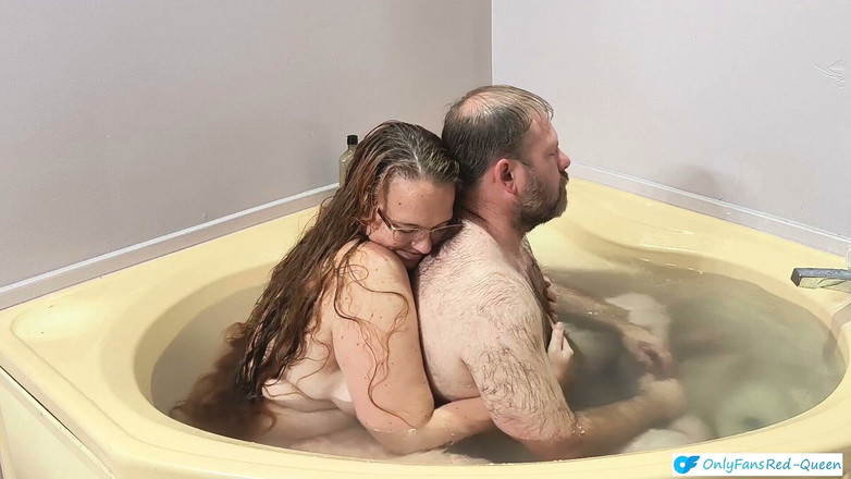 Red Queen: Rasieren – baden und sex