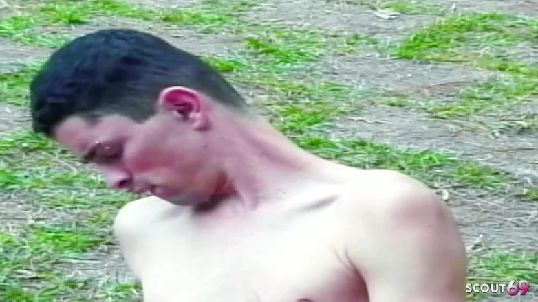 Shemale TS Collection: Ледибой трахает нового бойфренда на улице в первый раз, анал