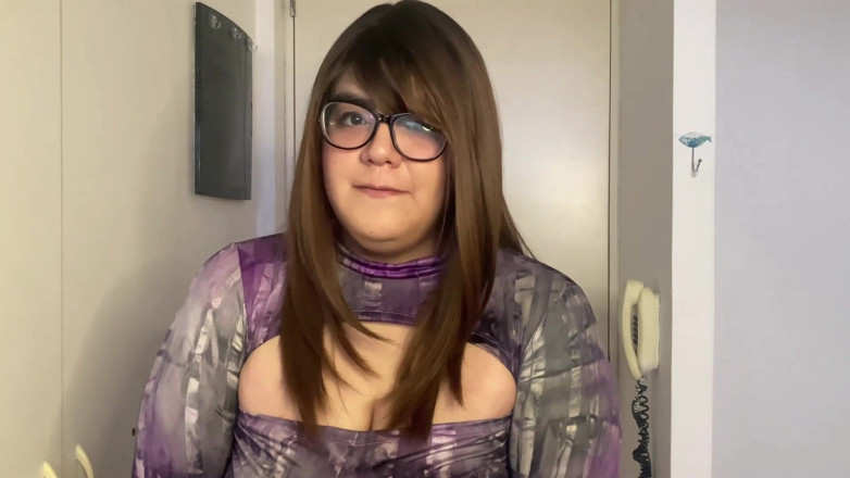 Isabelle Myers BBW: Sissification, maquillage et soutien