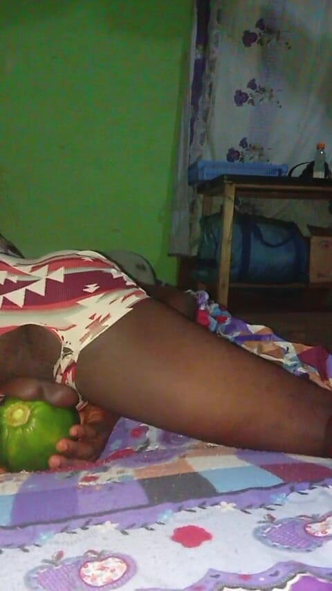 Badman4606: ブライソンのビッグディックが彼女のアソコを散らした