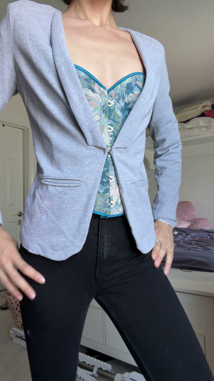 Ms_Emmy_Lynn: Sfw Corset Jeans Sexy Business Outfit