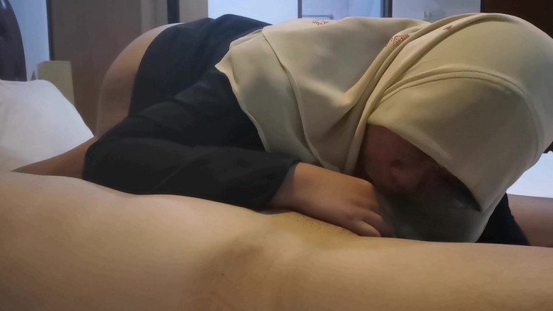 LAILA: Vzal mě nevlastní otec