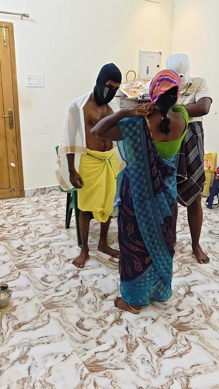 Thesana: Nattamai e sua assistente fodem a dona de casa inocente
