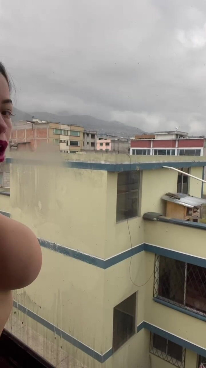 TefyLove20: Sono Pronto a Portare Un Sacco Di Nel Mio Letto