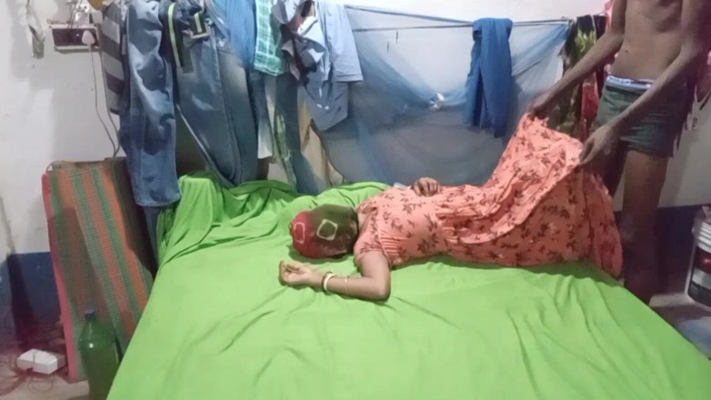 Bengaliauntykichut: Desi Hot Ass Sexy Village Women Romance