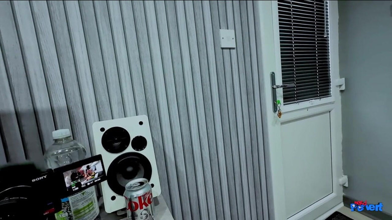 Nerd Pervert: Lola rae - подвійний міхур