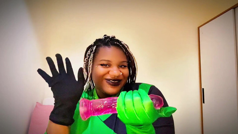 Gothic goddess domination mode: Shego Knows Your Secret: Bi Encouragement Femdom