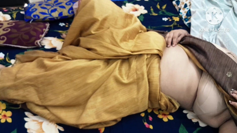 Salmaan001: Masi panas seksi mahu berkongkek tegar dalam hindi