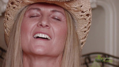 ATK Hairy: Sexy cowgirl sólo čas