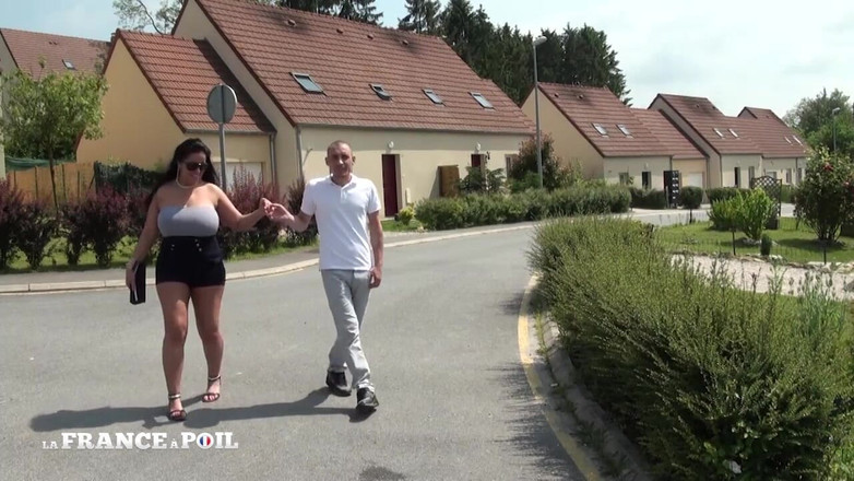 Girls Bang: Büyük doğal memeli tombul amatör Fransız Arap sert sikiliyor ve...