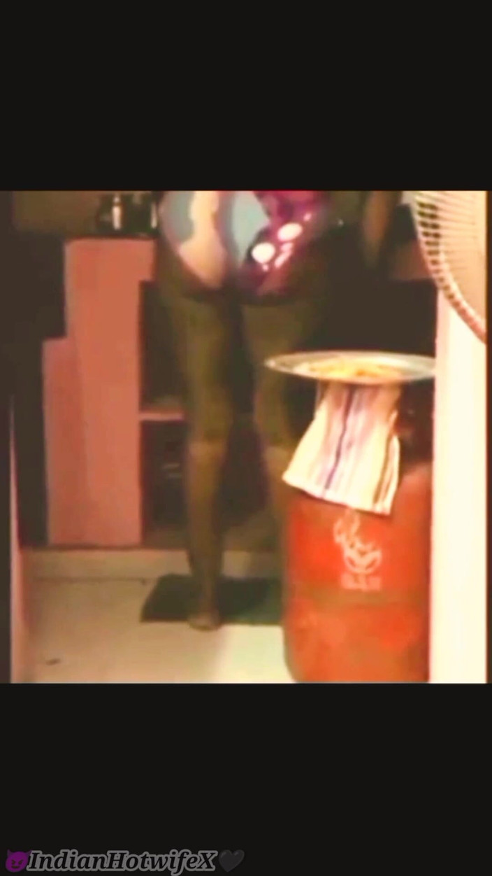 RenuRaj: Tamil desi esposa Renu nude lipkiss &amp;punheta ex, corno assiste! Indianhotwifex