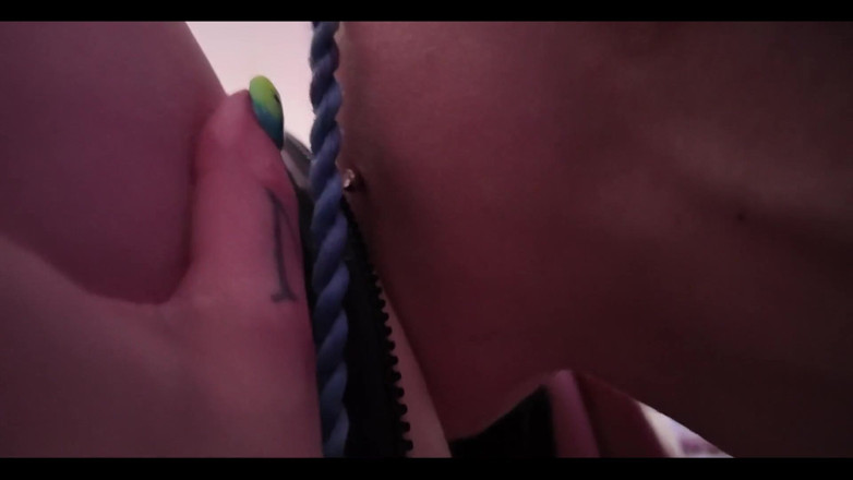 EdgesOfReality: Ein mädchen mit strap-on ficken!