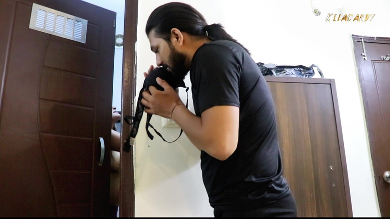 Xxx Indian porn: Nieznajomy przejebane 18 + nastolatka w sypialni Indyjski film porno