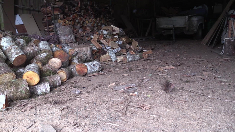 Kyaa Chimera: Розчавлення ноутбука-невдахи - відео на замовлення