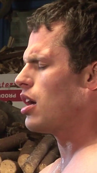 Exclusive video Bareback: Fantastic hunks have unbridled anal sex in the cellar